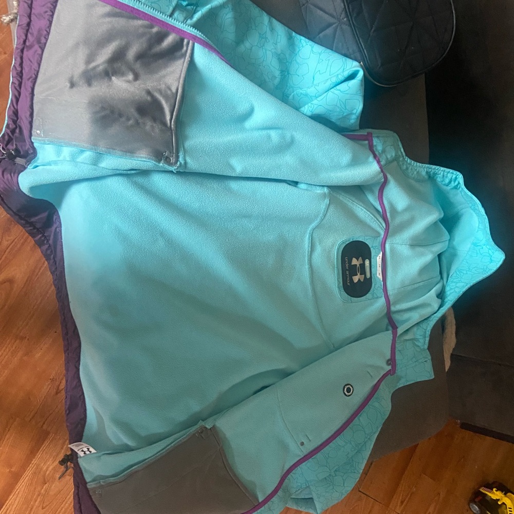 Under Armor shell jacket - Picture 2 of 3